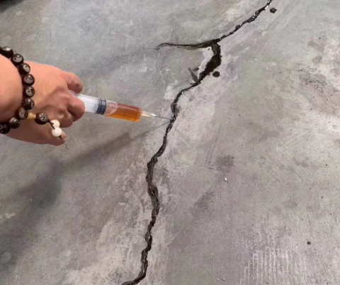 克拉玛依混凝土裂缝修补技术详解​
